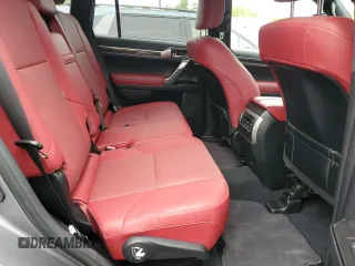 2023 Lexus GX 460 Premium z VIN JTJAM7BX6P5384551, wystawiony jako Copart lot #58321825 z przebiegiem 21 255 mil mil oraz Szkoda całkowita • Salvage title. Historia ofert i sprzedaży dostępna na DreamBid. Obrazek 11.