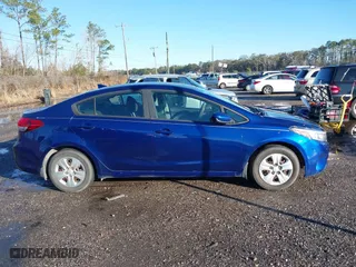 2018 Kia Forte LX with VIN 3KPFK4A71JE226693, listed as a IAAI auction lot 41334267 with 140,906 mi miles. Bid and sale history available at carsss.com. Image 12.