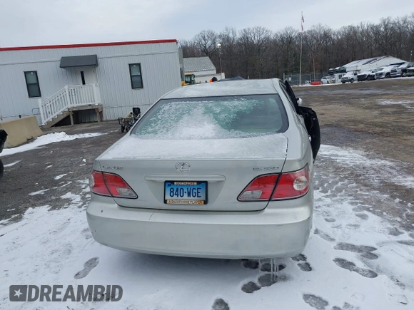2004 Lexus ES 350 with VIN JTHBA30G145025601, listed as a IAAI auction lot 41352233 with 220,258 mi miles and . Bid and sale history available at DreamBid. Image 15.
