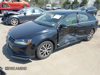 2017 Volkswagen Jetta SE с VIN 3VWDB7AJ8HM229236, выставлен на аукционе IAAI как лот 42073250 с пробегом 117 585 миль миль и . История ставок и продаж доступна на DreamBid. Изображение 2.