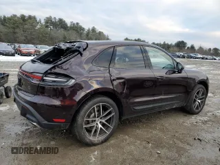 2025 Porsche Macan with VIN WP1AA2A51SLB03550, listed as a Copart auction lot 88043255 with 620 mi miles and Salvage title. Bid and sale history available at DreamBid. Image 3.
