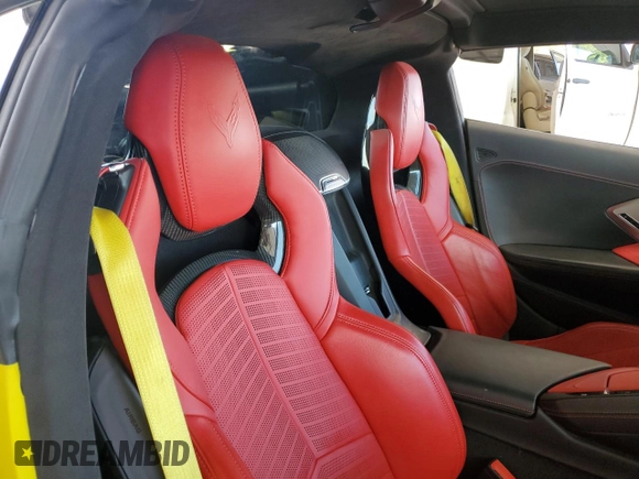 2020 Chevrolet Corvette 3LT z VIN 1G1Y82D48L5103767, wystawiony jako Copart lot #62207104 z przebiegiem 20 729 mil mil oraz Czysty tytuł • Clean title. Historia ofert i sprzedaży dostępna na DreamBid. Obrazek 10.