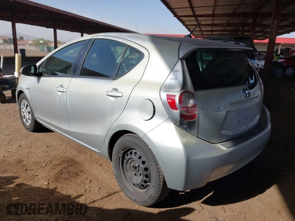2014 Toyota Prius One with VIN JTDKDTB33E1085665, listed as a IAAI auction lot 41703055 with 135,129 mi miles and . Bid and sale history available at DreamBid. Image 3.
