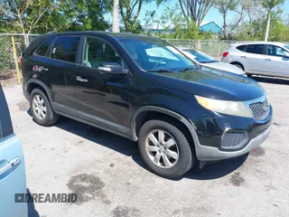 2011 Kia Sorento LX with VIN 5XYKT3A12BG033992, listed as a IAAI auction lot 41832461 with 175,808 mi miles. Bid and sale history available at carsss.com. Image 1.