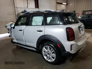 2022 MINI Countryman Cooper S z VIN WMZ83BR03N3N53207, wystawiony jako Copart lot #42123954 z przebiegiem Nie podano mil oraz Nie do naprawy • Non repairable. Historia ofert i sprzedaży dostępna na DreamBid. Obrazek 2.