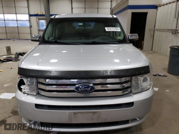 2011 Ford Flex Limited with VIN 2FMGK5DC1BBD13968, listed as a Copart auction lot 85616784 with 136,422 mi miles and Salvage Title. Bid and sale history available at carsss.com. Image 5.