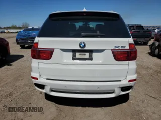 2013 BMW X5 xDrive50i z VIN 5UXZV8C52D0C16129, wystawiony jako Copart lot #47967905 z przebiegiem 111 011 mil mil oraz Szkoda całkowita • Salvage title. Historia ofert i sprzedaży dostępna na DreamBid. Obrazek 6.