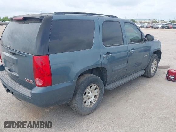 2008 GMC Yukon SLT 4SB z VIN 1GKFC13048R156654, wystawiony jako IAAI lot #42413017 z przebiegiem 314 668 mil mil oraz . Historia ofert i sprzedaży dostępna na DreamBid. Obrazek 4.