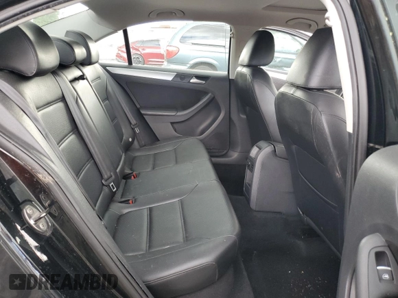 2013 Volkswagen Jetta SE z VIN 3VWDP7AJXDM251251, wystawiony jako Copart lot #57757585 z przebiegiem 167 891 mil mil oraz Szkoda całkowita • Salvage title. Historia ofert i sprzedaży dostępna na DreamBid. Obrazek 10.