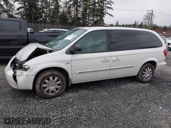 2005 Chrysler Town & Country Touring with VIN 2C4GP54L25R395372, listed as a IAAI auction lot 41805284 with 143,431 mi miles. Bid and sale history available at carsss.com. Image 14.