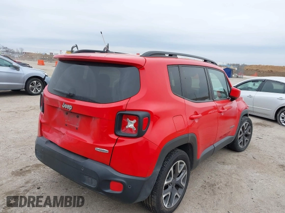 2017 Jeep Renegade Latitude with VIN ZACCJABB1HPG28699, listed as a IAAI auction lot 41640513 with 181,946 mi miles. Bid and sale history available at carsss.com. Image 4.