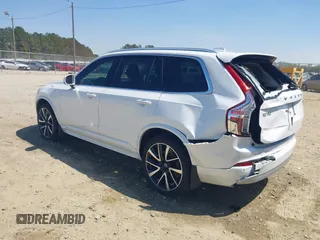 2022 Volvo XC90 Momentum with VIN YV4A22PK9N1797025, listed as a IAAI auction lot 41907883 with 32,482 mi miles and . Bid and sale history available at DreamBid. Image 3.
