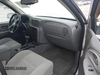 2008 Chevrolet TrailBlazer 3LT with VIN 1GNDT13S182241066, listed as a IAAI auction lot 41547543 with 140,831 mi miles and . Bid and sale history available at DreamBid. Image 5.