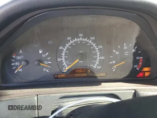 1998 Mercedes-Benz E 320 with VIN WDBJF25F9WA697018, listed as a Copart auction lot 87567315 with 107,255 mi miles and Clean Title. Bid and sale history available at DreamBid. Image 9.