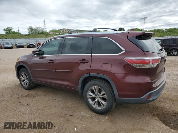 2015 Toyota Highlander XLE z VIN 5TDKKRFH0FS097839, wystawiony jako Copart lot #57030755 z przebiegiem 105 997 mil mil oraz Szkoda całkowita • Salvage title. Historia ofert i sprzedaży dostępna na DreamBid. Obrazek 2.