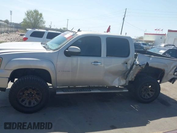 2008 GMC Sierra Denali z VIN 2GTEK638481176683, wystawiony jako IAAI lot #42003540 z przebiegiem 168 367 mil mil oraz . Historia ofert i sprzedaży dostępna na DreamBid. Obrazek 14.