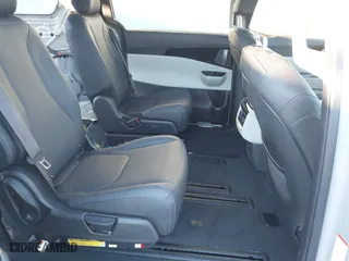 2023 Kia Carnival SX Prestige with VIN KNDNE5H31P6267612, listed as a IAAI auction lot 41277344 with 38,731 mi miles. Bid and sale history available at carsss.com. Image 8.