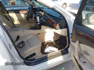 2008 BMW 5 Series 528i with VIN WBANU53558CT19352, listed as a IAAI auction lot 41725065 with Not Provided miles and . Bid and sale history available at carsss.com. Image 5.