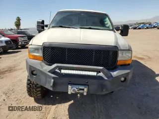 2003 Ford F-350 XL with VIN 1FTSW31F83EA58571, listed as a Copart auction lot 61340055 with 3,224,416 mi miles and Salvage title. Bid and sale history available at DreamBid. Image 5.