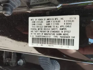 2017 Acura TLX V6 w/Technology Pkg z VIN 19UUB3F55HA000101, wystawiony jako IAAI lot #42238315 z przebiegiem 68 734 mil mil oraz . Historia ofert i sprzedaży dostępna na DreamBid. Obrazek 9.