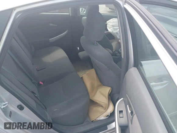 2010 Toyota Prius II z VIN JTDKN3DU2A0221688, wystawiony jako IAAI lot #42426131 z przebiegiem Nie podano mil oraz . Historia ofert i sprzedaży dostępna na DreamBid. Obrazek 8.