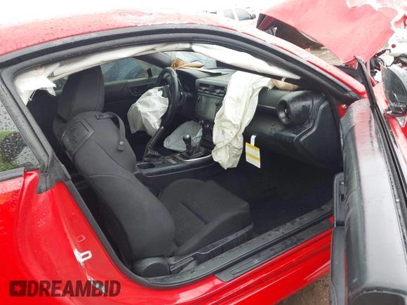 2022 Toyota 86 z VIN JF1ZNBC11N8755312, wystawiony jako IAAI lot #41945804 z przebiegiem 24 794 mil mil oraz . Historia ofert i sprzedaży dostępna na DreamBid. Obrazek 5.