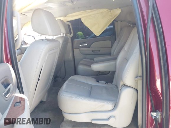 2007 Chevrolet Suburban LT with VIN 3GNFK16347G260507, listed as a IAAI auction lot 42551224 with 208,824 mi miles and . Bid and sale history available at DreamBid. Image 8.