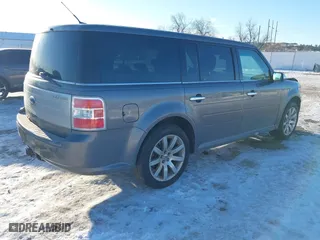 2009 Ford Flex Limited with VIN 2FMEK63C89BA73679, listed as a IAAI auction lot 41322466 with 229,814 mi miles. Bid and sale history available at carsss.com. Image 4.