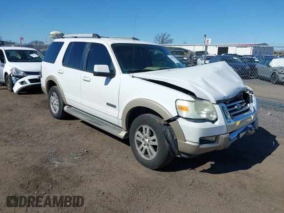 2006 Ford Explorer z VIN 1FMEU64E56UA48934, wystawiony jako IAAI lot #41807718 z przebiegiem 114 928 mil mil oraz . Historia ofert i sprzedaży dostępna na DreamBid. Obrazek 1.