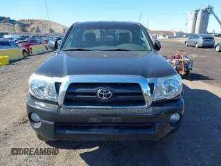 2006 Toyota Tacoma PreRunner z VIN 5TETU62N76Z314606, wystawiony jako IAAI lot #41647446 z przebiegiem 119 769 mil mil oraz . Historia ofert i sprzedaży dostępna na DreamBid. Obrazek 12.