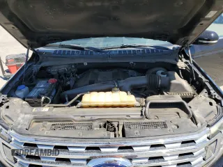2019 Ford Expedition Max Limited с VIN 1FMJK1KT9KEA19871, выставлен на аукционе Copart как лот 56274475 с пробегом 112 272 миль миль и Списание • Salvage title. История ставок и продаж доступна на DreamBid. Изображение 12.