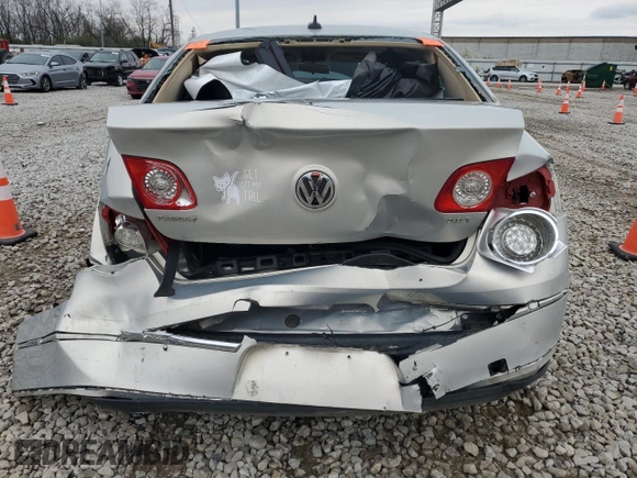 2009 Volkswagen Passat Komfort z VIN WVWJK73C39E024189, wystawiony jako Copart lot #48252385 z przebiegiem Nie podano mil oraz Szkoda całkowita • Salvage title. Historia ofert i sprzedaży dostępna na DreamBid. Obrazek 6.