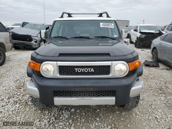 2007 Toyota FJ Cruiser with VIN JTEBU11F070063711, listed as a Copart auction lot 45058875 with 229,316 mi miles and Salvage Title. Bid and sale history available at carsss.com. Image 5.