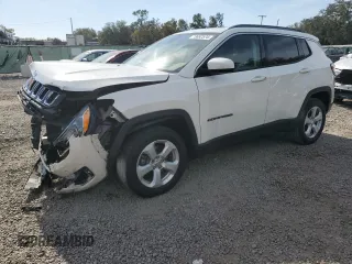 2018 Jeep Compass Latitude with VIN 3C4NJDBB1JT116630, listed as a Copart auction lot 49586755 with 74,654 mi miles and Salvage Title. Bid and sale history available at carsss.com. Image 1.
