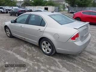 2009 Ford Fusion SE with VIN 3FAHP07159R162125, listed as a IAAI auction lot 42032515 with 339,243 mi miles. Bid and sale history available at carsss.com. Image 3.