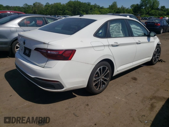 2024 Volkswagen Jetta Sport with VIN 3VWAM7BU4RM023323, listed as a Copart auction lot 59050035 with 7,322 mi miles and Salvage title. Bid and sale history available at DreamBid. Image 3.
