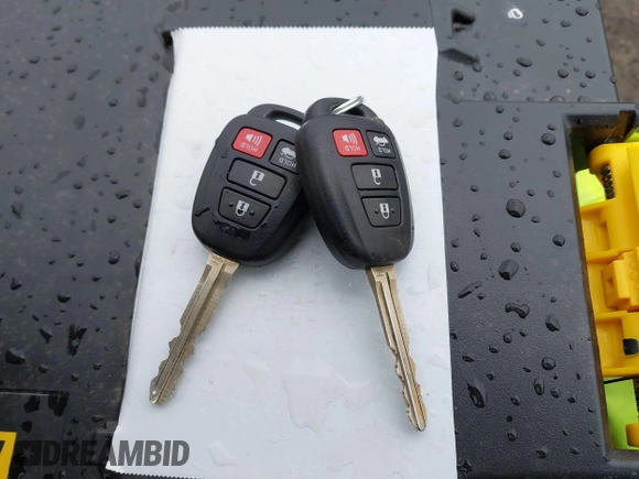 2017 Toyota Camry XLE z VIN 4T1BF1FK3HU311735, wystawiony jako IAAI lot #41848571 z przebiegiem 59 512 mil mil oraz . Historia ofert i sprzedaży dostępna na DreamBid. Obrazek 11.