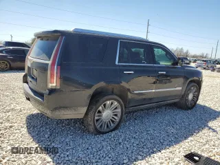 2018 Cadillac Escalade Platinum z VIN 1GYS4DKJXJR220277, wystawiony jako Copart lot #48487265 z przebiegiem 96 642 mil mil oraz Czysty tytuł • Clean title. Historia ofert i sprzedaży dostępna na DreamBid. Obrazek 3.