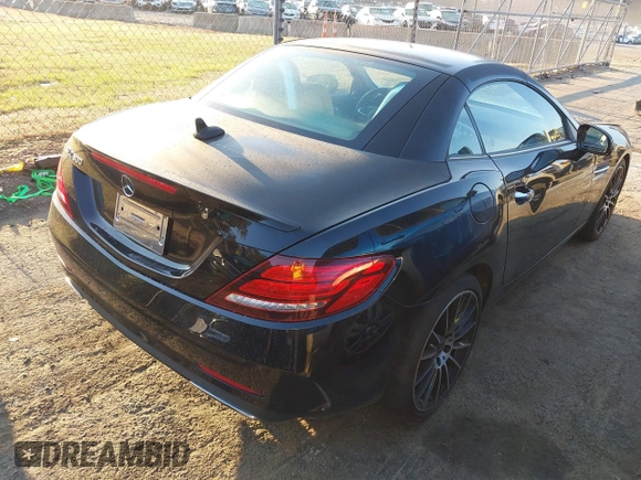 2019 Mercedes-Benz SLC 300 z VIN WDDPK3JA1KF160119, wystawiony jako IAAI lot #41744155 z przebiegiem Nie podano mil oraz . Historia ofert i sprzedaży dostępna na DreamBid. Obrazek 4.