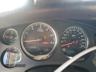 2009 GMC Yukon Denali z VIN 1GKFK03239R254526, wystawiony jako Copart lot #84665244 z przebiegiem 230 811 mil mil oraz Szkoda całkowita • Salvage title. Historia ofert i sprzedaży dostępna na DreamBid. Obrazek 9.