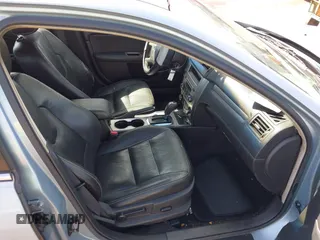 2010 Ford Fusion Hybrid z VIN 3FADP0L3XAR138980, wystawiony jako IAAI lot #41545161 z przebiegiem 92 386 mil mil oraz . Historia ofert i sprzedaży dostępna na DreamBid. Obrazek 5.