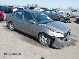 2004 Honda Civic with VIN JHMES96674S020013, listed as a IAAI auction lot 41827411 with 118,601 mi miles. Bid and sale history available at carsss.com. Image 1.