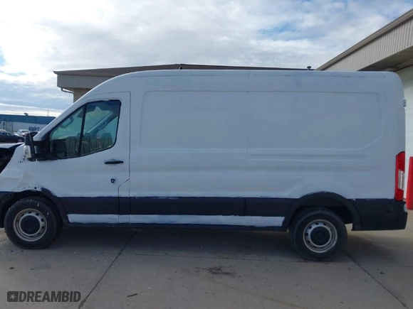 2020 Ford Transit Cargo Van with VIN 1FTBR1C8XLKA88909, listed as a IAAI auction lot 40487447 with 165,089 mi miles. Bid and sale history available at carsss.com. Image 14.