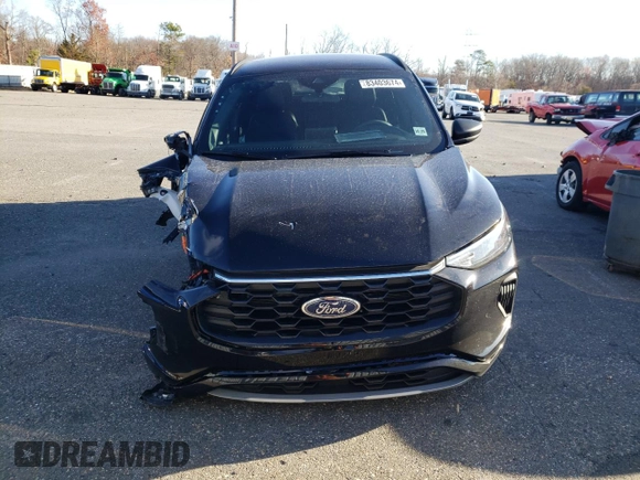 2024 Ford Escape ST-Line with VIN 1FMCU0MZ1RUB25259, listed as a Copart auction lot 83403674 with 4,006 mi miles and Salvage Title. Bid and sale history available at DreamBid. Image 5.