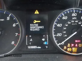 2017 Mitsubishi Outlander SE z VIN JA4AD3A34HZ031806, wystawiony jako IAAI lot #41722817 z przebiegiem 169 889 mil mil oraz . Historia ofert i sprzedaży dostępna na DreamBid. Obrazek 14.