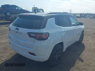 2024 Jeep Compass Limited with VIN 3C4NJDCN7RT106527, listed as a IAAI auction lot 42054193 with 1,862 mi miles and . Bid and sale history available at DreamBid. Image 4.