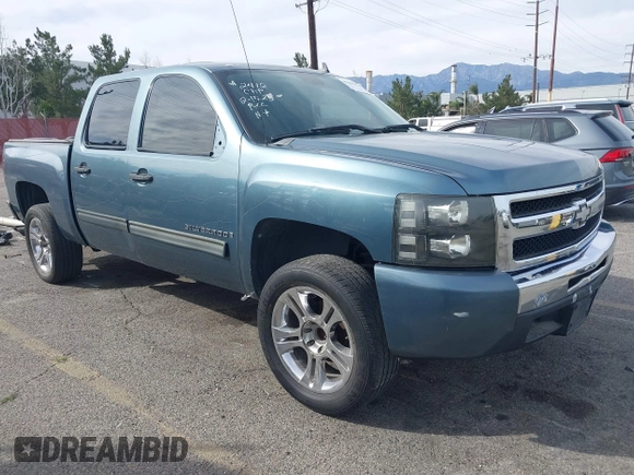 2009 Chevrolet Silverado 1500 LT with VIN 3GCEC23019G268472, listed as a IAAI auction lot 41663840 with 155,379 mi miles. Bid and sale history available at carsss.com. Image 1.