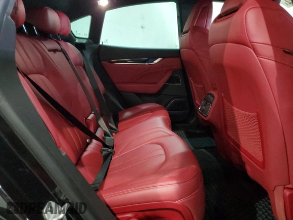 2022 Maserati Levante with VIN ZN661YUM1NX400441, listed as a Copart auction lot 84326324 with 11,966 mi miles and Salvage title. Bid and sale history available at DreamBid. Image 11.
