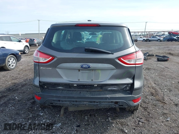 2013 Ford Escape S with VIN 1FMCU0F72DUB93249, listed as a IAAI auction lot 42009262 with 183,573 mi miles. Bid and sale history available at carsss.com. Image 6.