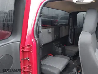 2011 Chevrolet Colorado LT w/1LT with VIN 1GCESCF92B8135640, listed as a IAAI auction lot 41509744 with 105,409 mi miles. Bid and sale history available at carsss.com. Image 8.